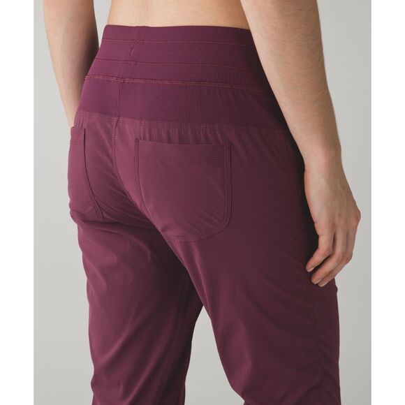 Lululemon Dance Studio Pants Swift Fabric Red Grape Lightweight – Women's Size 6 - Picture 5 of 9